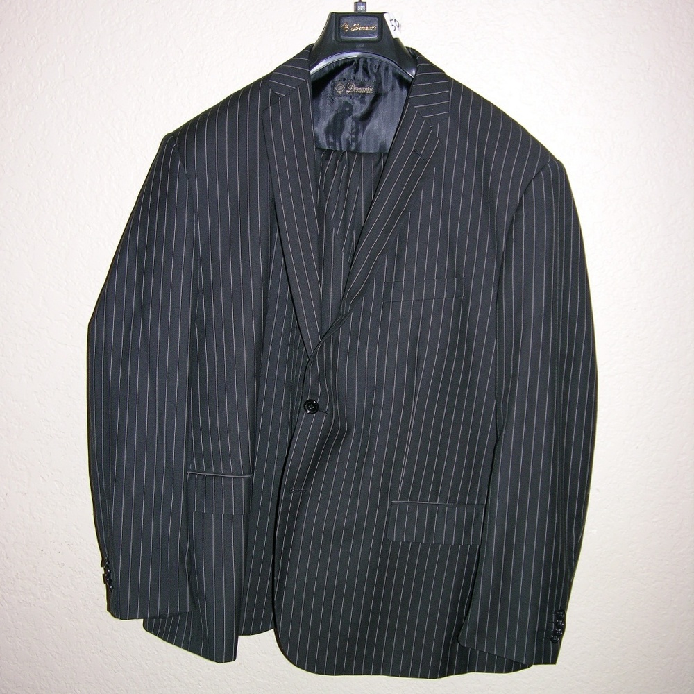 Demantie Men's 3 Piece Solid Executive Suit